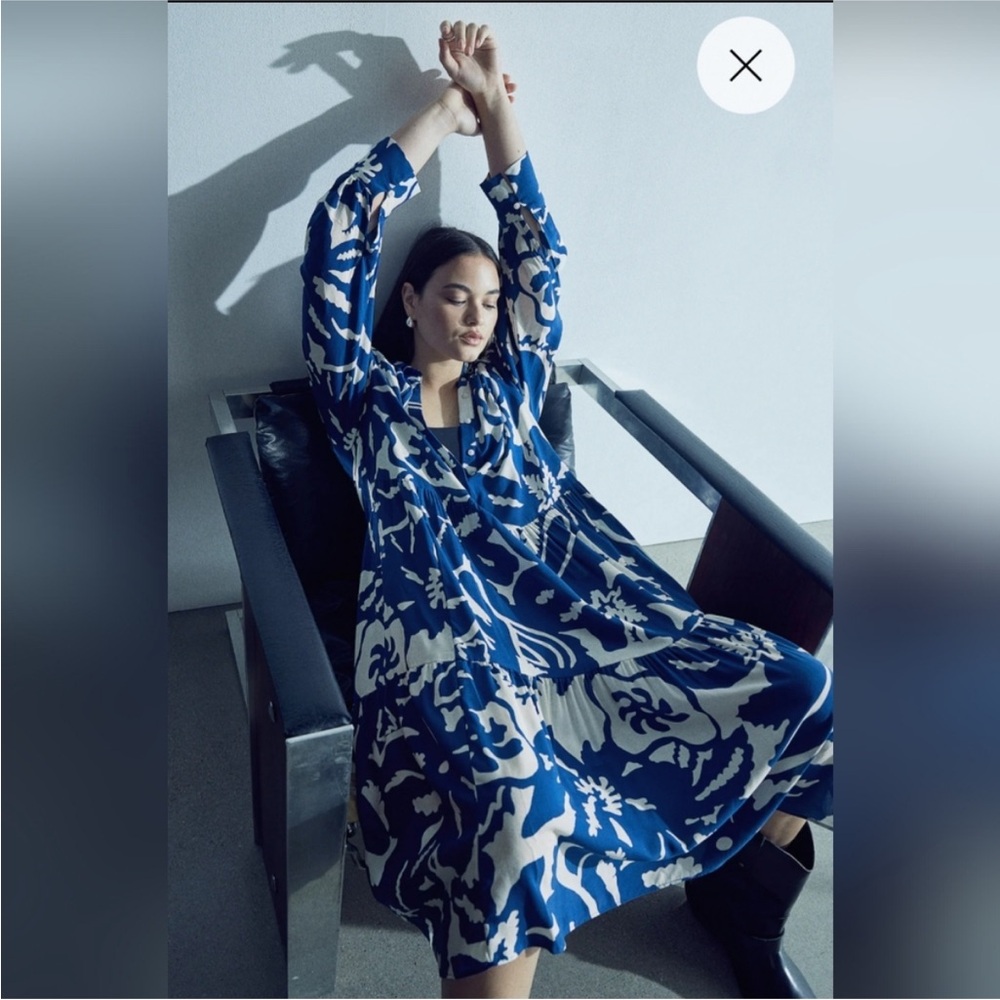 H&M Blue and White Patterned Long Shirt Dress